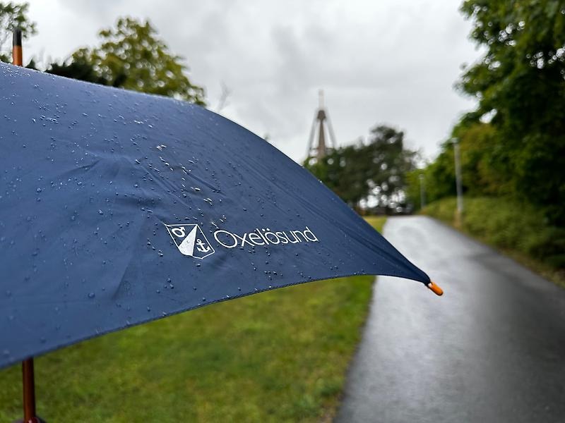 Ett paraply med texten Oxelösund.